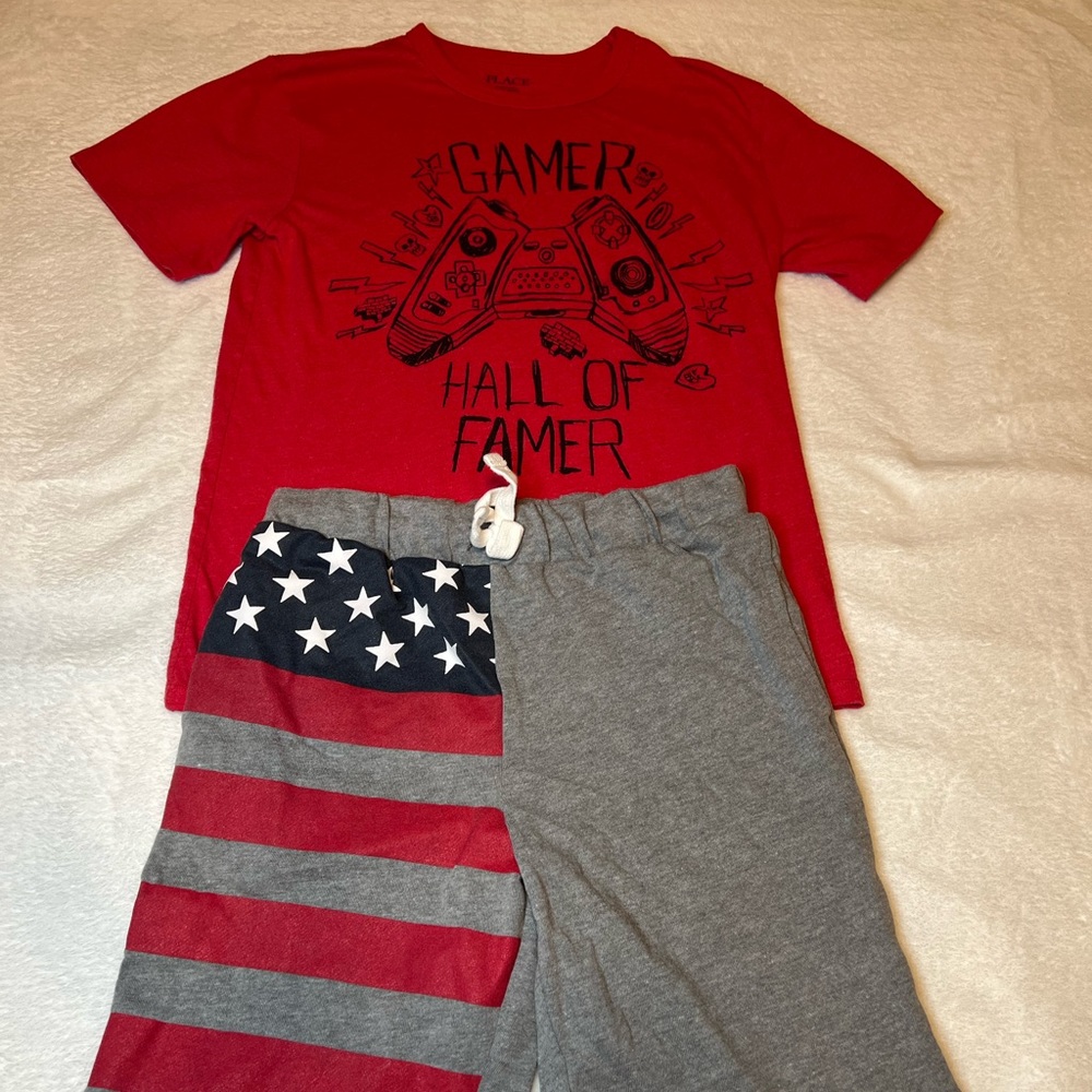 Children’s Place Boys Gamer Shirt & USA shorts 10/12